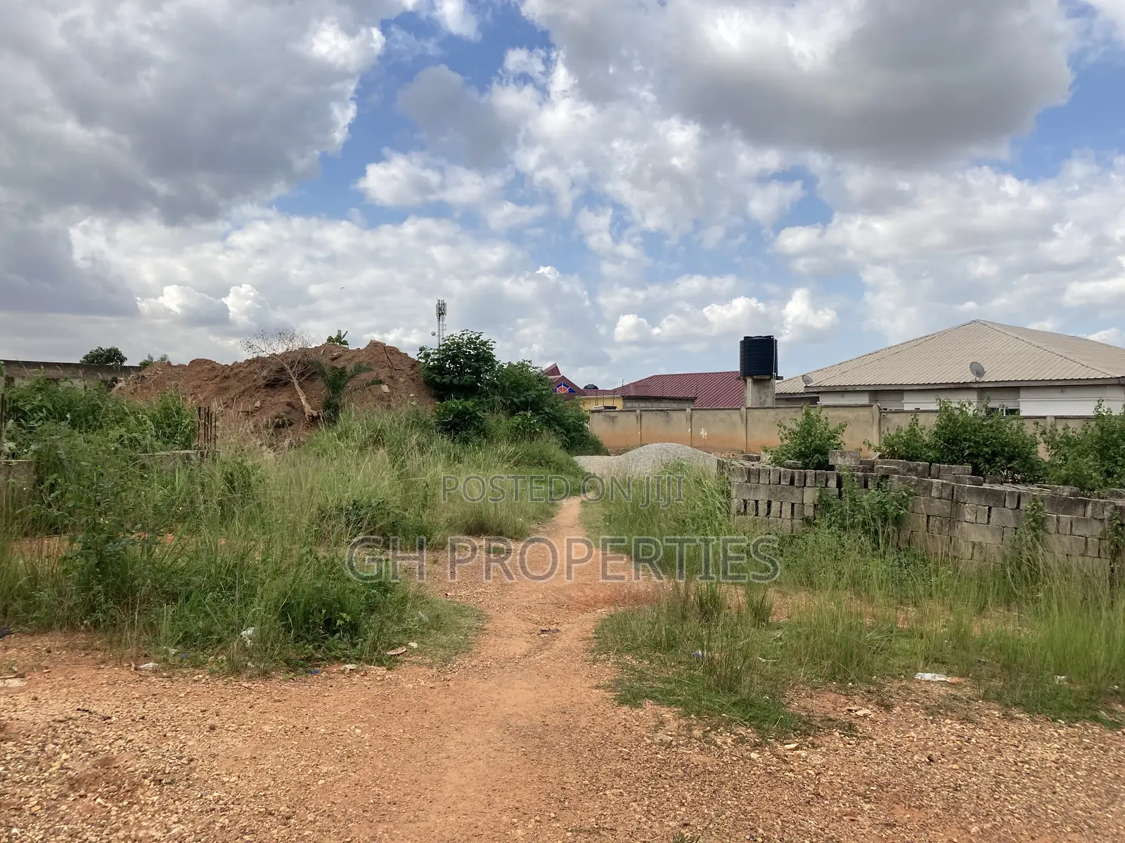 One Plot With 10,000 Blocks for Sale at Sokoban Apaaso.