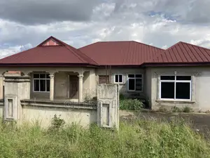 5bdrm House in Apaaso, Kumasi Metropolitan for sale
