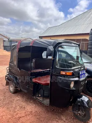 Bajaj RE 2014 Black
