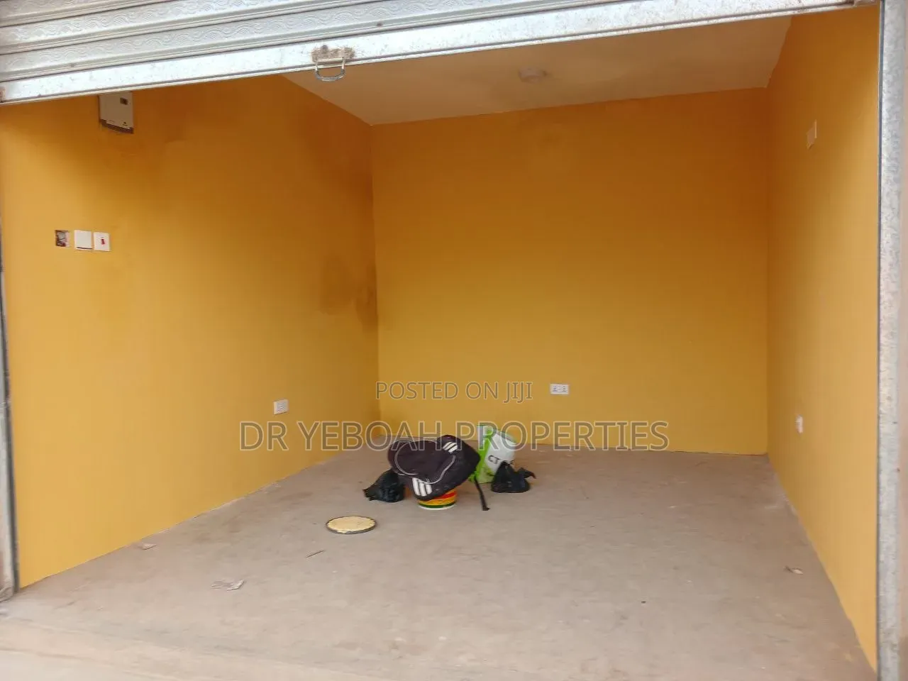 Spintex Manet Agblezaa - Shop for Rent
