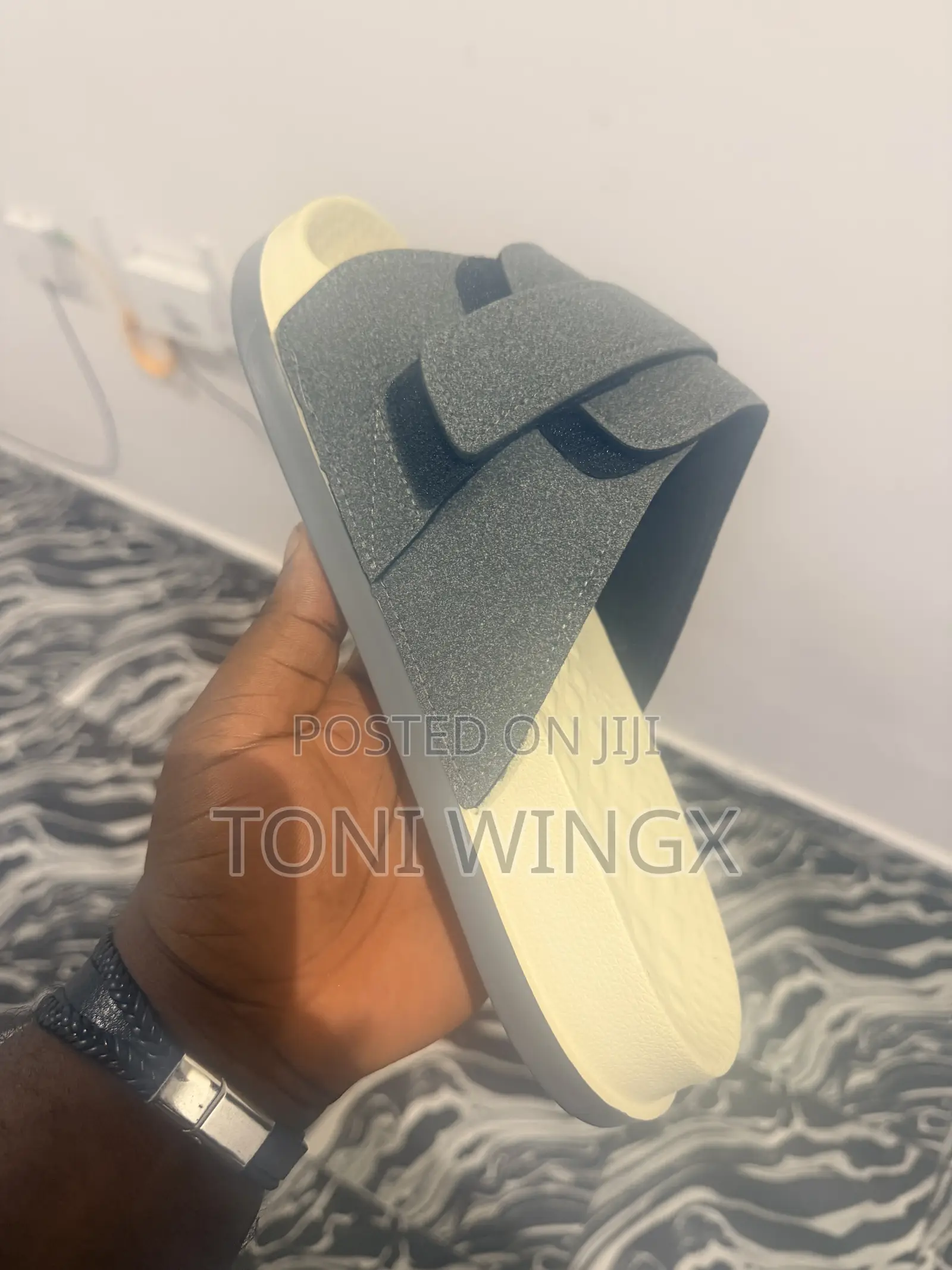Nice Unisex Slides