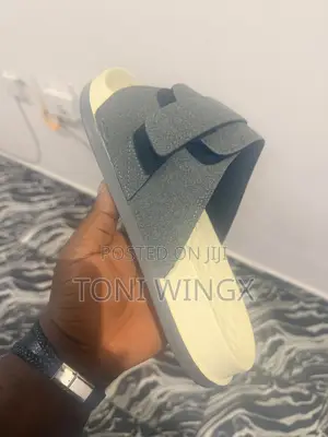 Nice Unisex Slides