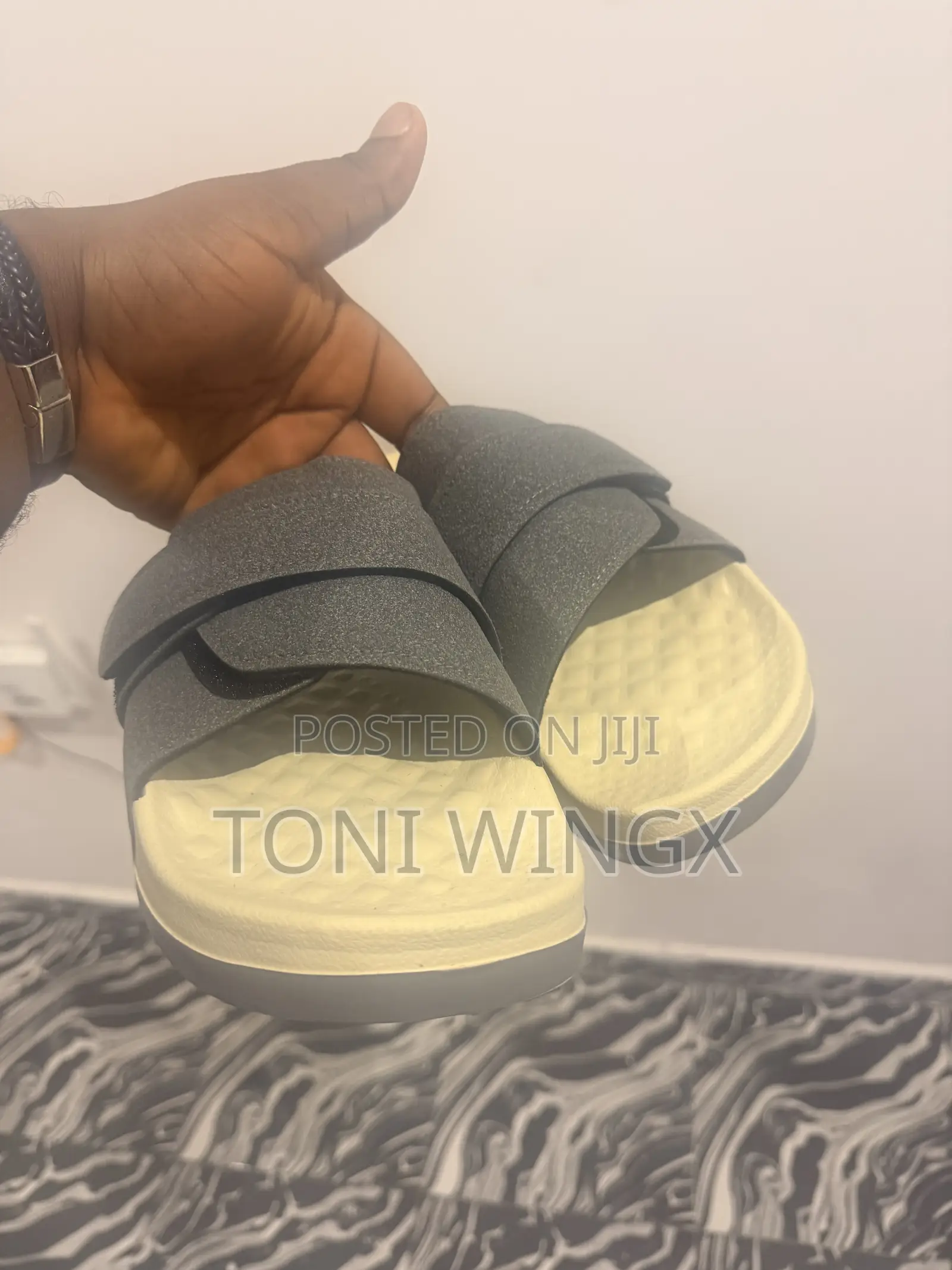 Nice Unisex Slides