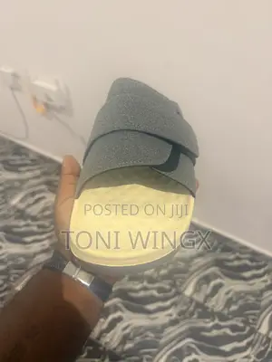 Nice Unisex Slides