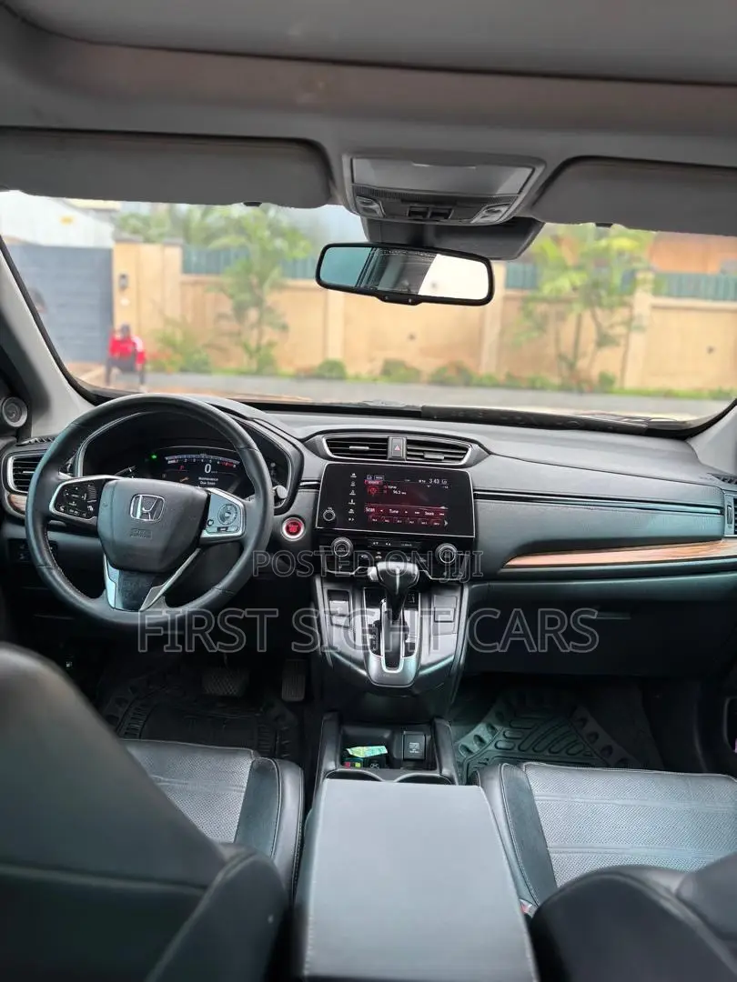Honda CR-V Touring 4dr SUV AWD (1.5L 4cyl CVT) 2017 Gray