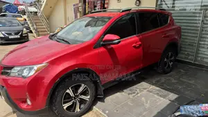 Toyota RAV4 2014 Red