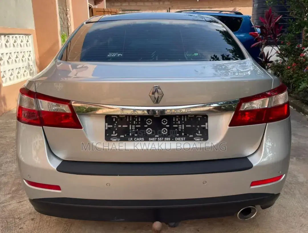 Renault Latitude 2012 Silver