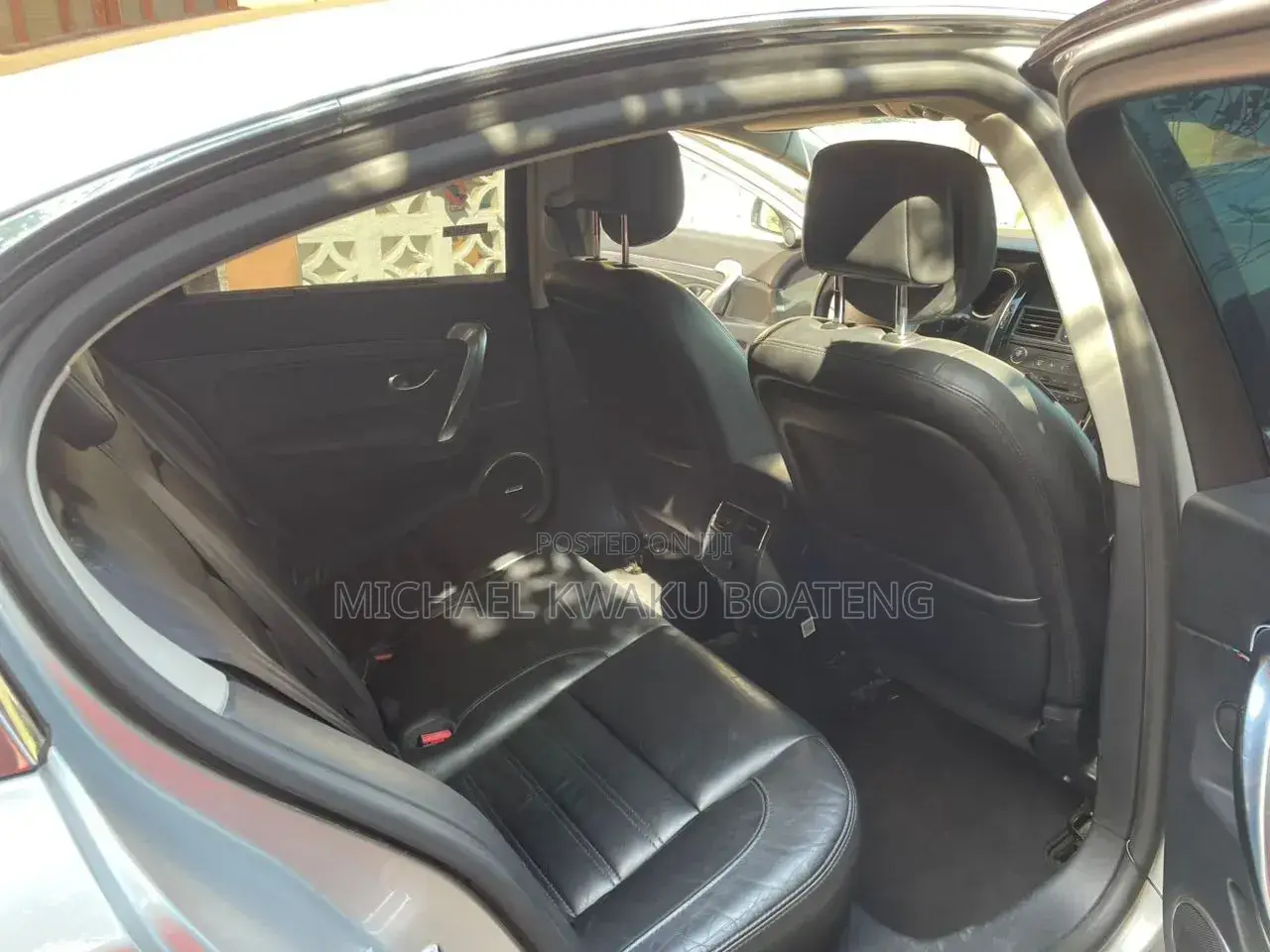 Renault Latitude 2012 Silver