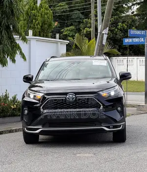 Toyota RAV4 Hybrid 2022 Blue