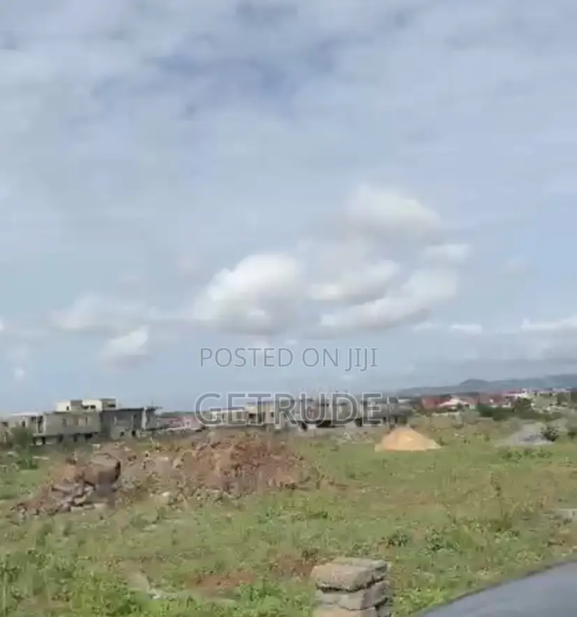 80 Acres Behind Special Ice Company at Oyarifa
