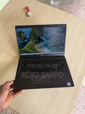 Laptop Dell Latitude 5300 8GB Intel Core i5 SSD 256GB