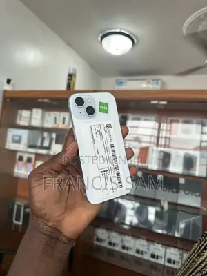 Apple iPhone 15 128 GB White