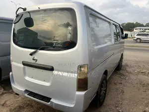 Nissan Caravan (Urvan) 2009 Grey