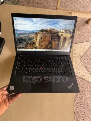 Laptop Lenovo ThinkPad T14 G1 16GB Intel Core i5 SSD 256GB