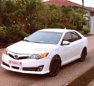 Toyota Camry 2014 White