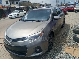 Toyota Corolla 2015 Beige