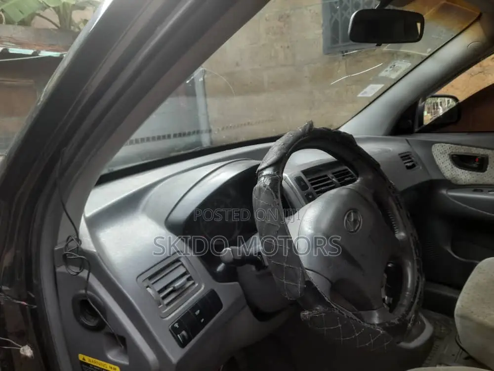 Hyundai Tucson GLS AWD 2010 Black