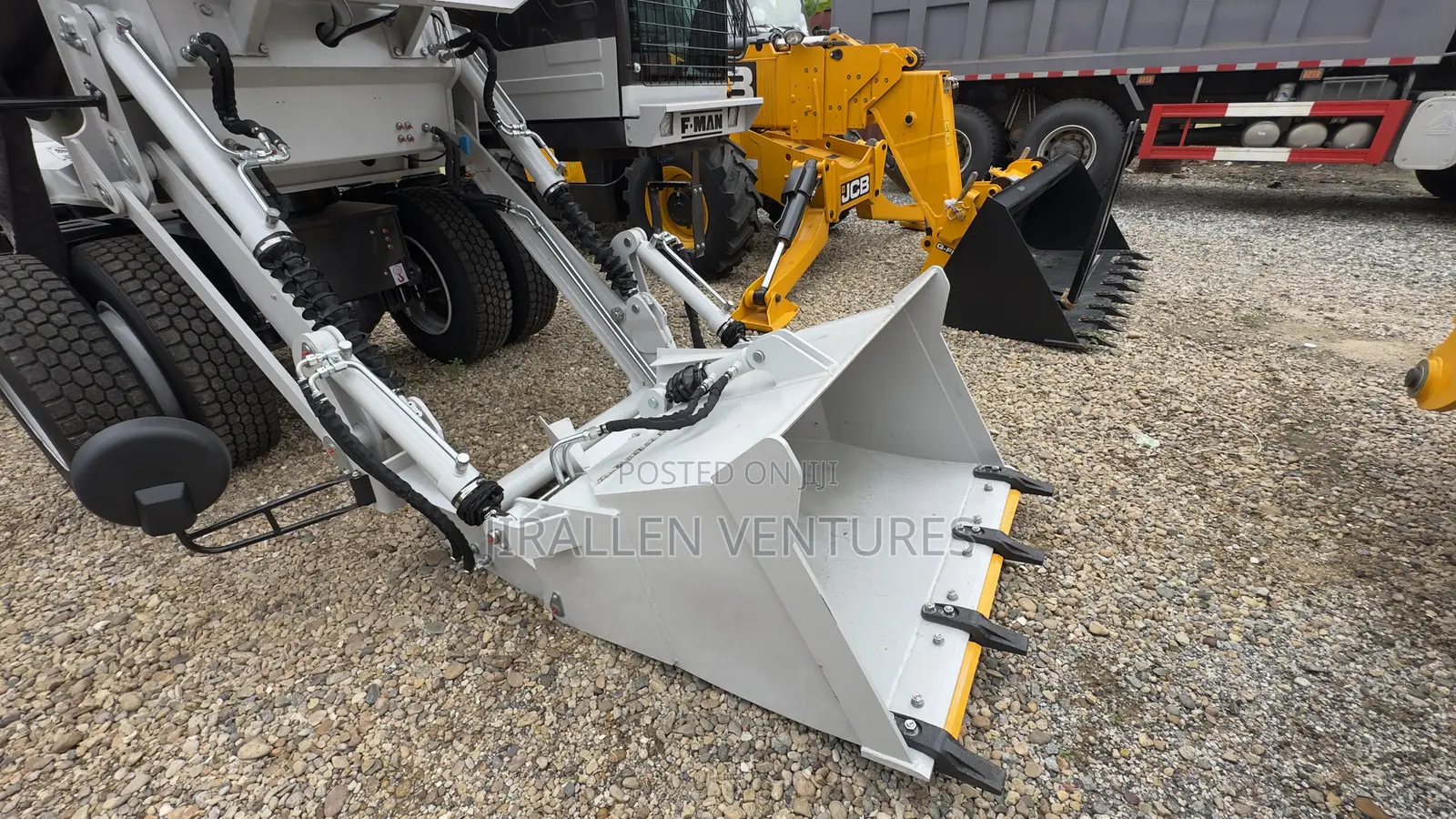 Self Loading Concrete Mixer for Sale (Brand New) Fman Brand