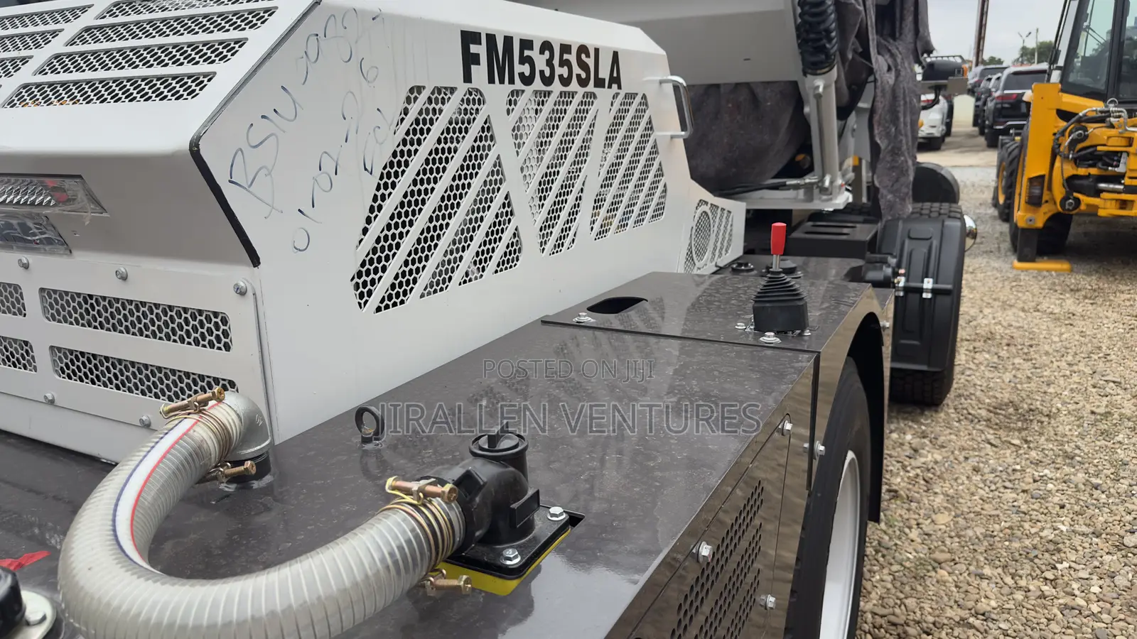 Self Loading Concrete Mixer for Sale (Brand New) Fman Brand