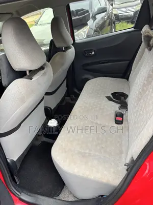Toyota Vitz 1.3 FWD 3dr 2012 Red
