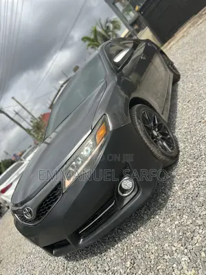 Toyota Camry SE Sport 4dr Sedan (2.5L 4cyl 6A) 2014 Gray
