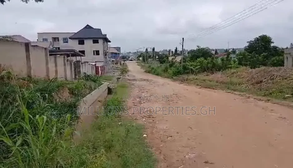 Land sale Adako Jachie Prefos