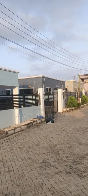 3bdrm House in Abokobi, Pentecost for rent