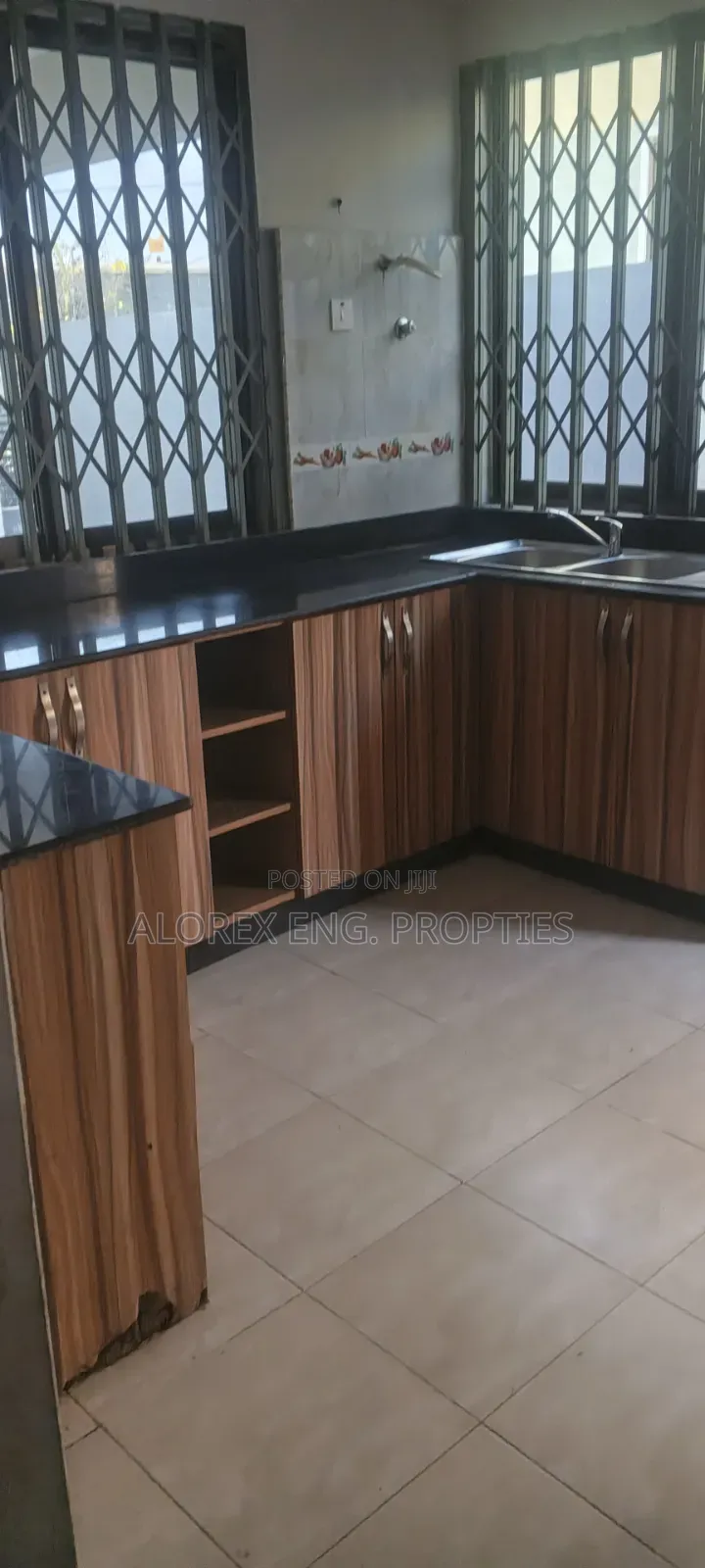 3bdrm House in Abokobi, Pentecost for rent