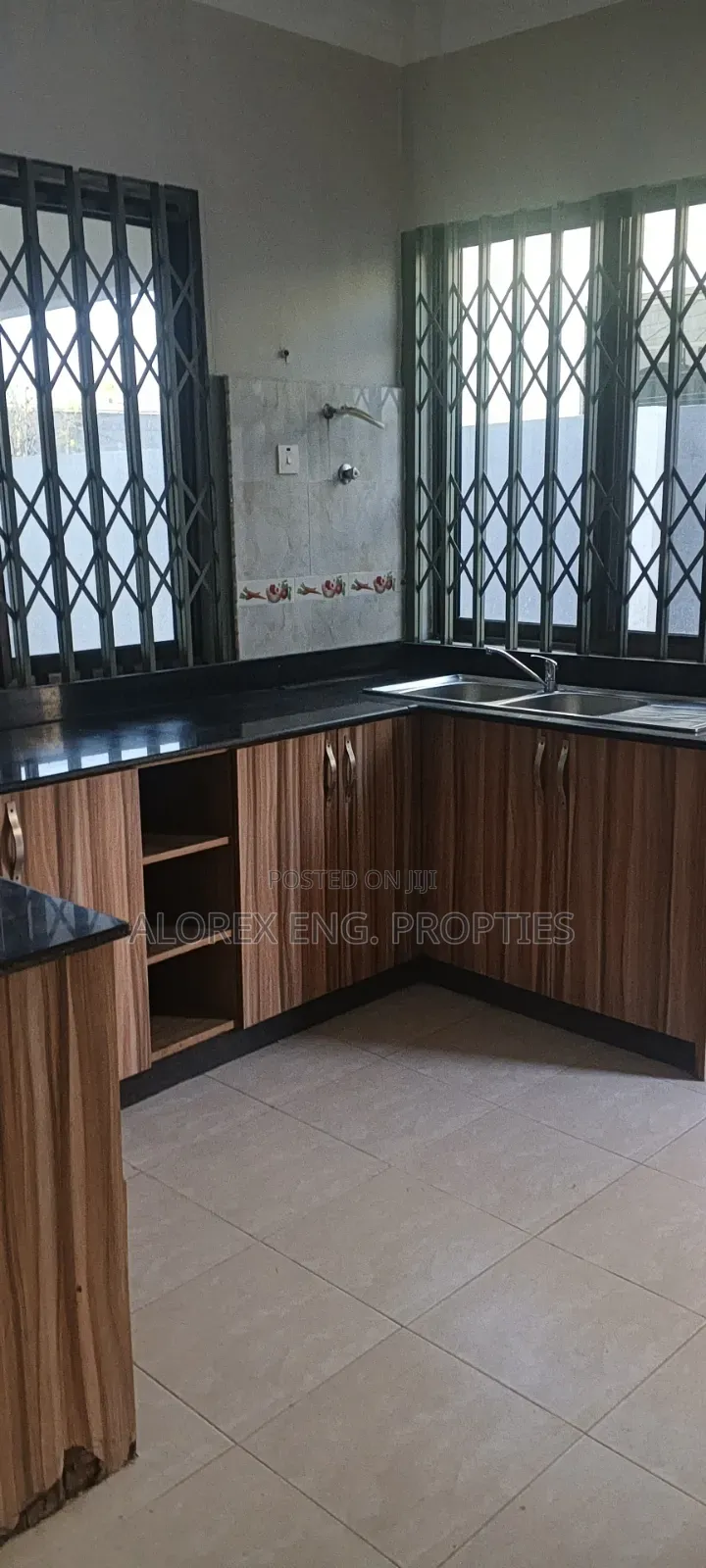 3bdrm House in Abokobi, Pentecost for rent