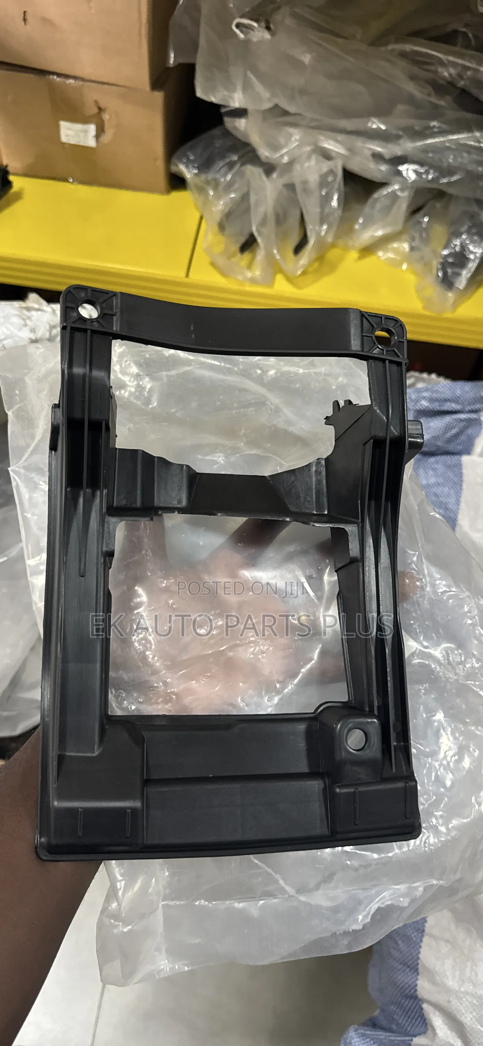 Honda HRV Grille Bracket 2019 2020 2021