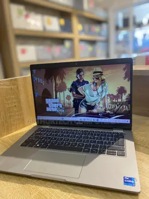 Laptop Dell Latitude 5320 16GB Intel Core i7 SSD 512GB