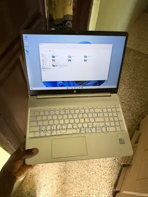 Laptop HP 15s 8GB Intel Core i5 SSD 256GB