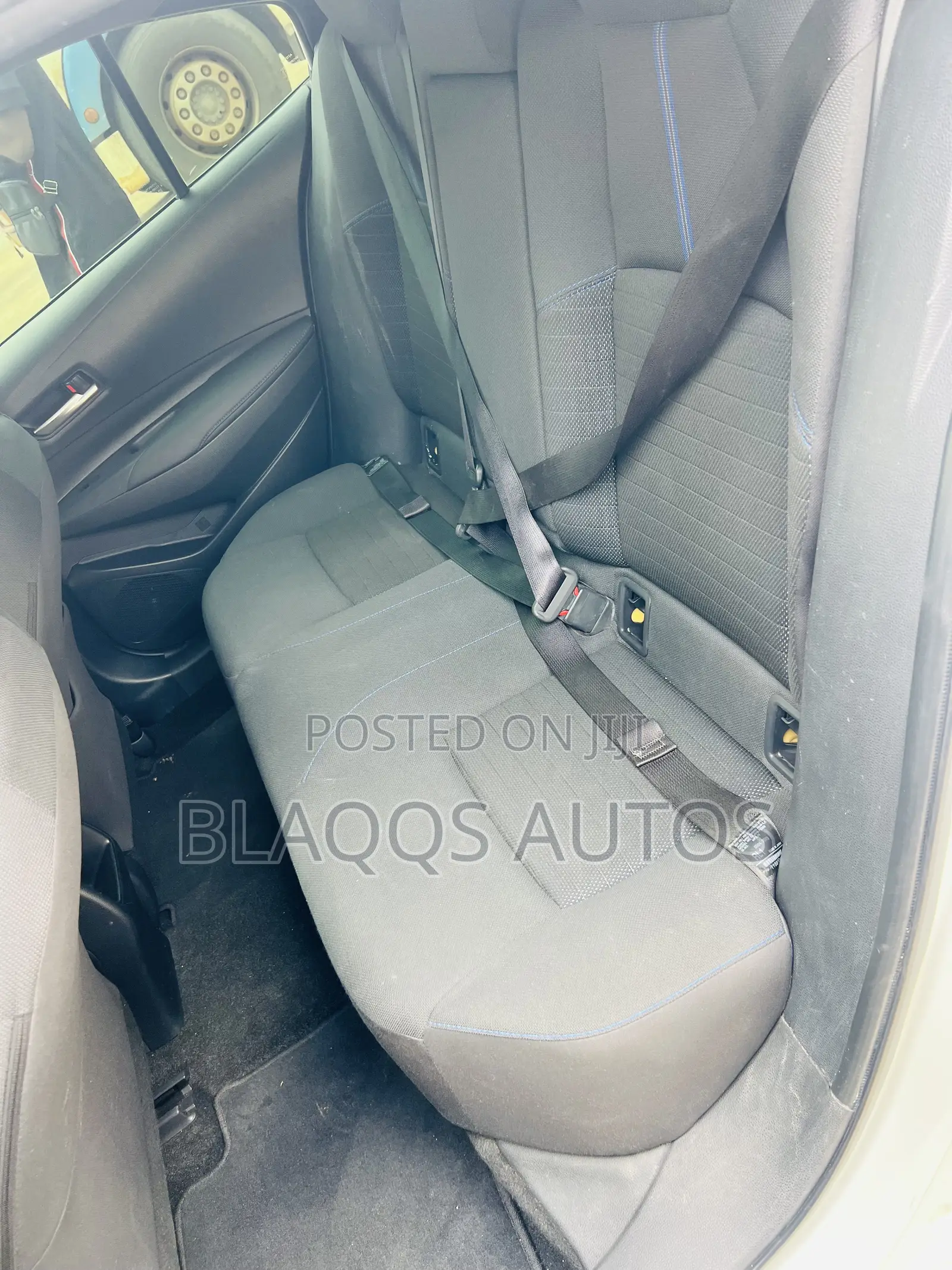 Toyota Corolla 2019 White