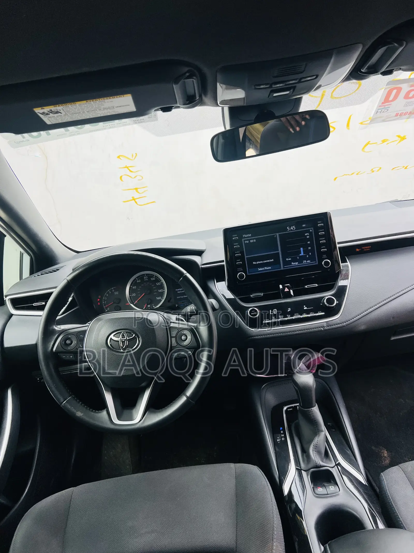 Toyota Corolla 2019 White