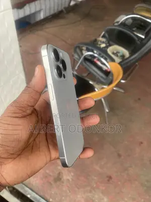 Apple iPhone 15 Pro 128 GB Silver