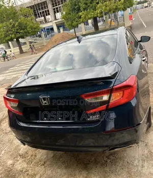Honda Accord Sport (2.0L 4cyl Turbo 10A) 2019 Blue