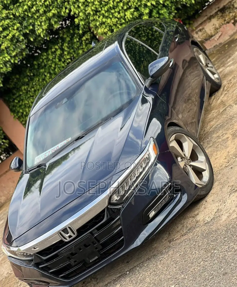 Honda Accord Sport (2.0L 4cyl Turbo 10A) 2019 Blue