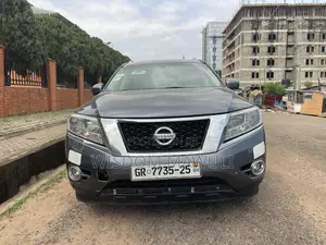 Nissan Pathfinder 2015 Gray