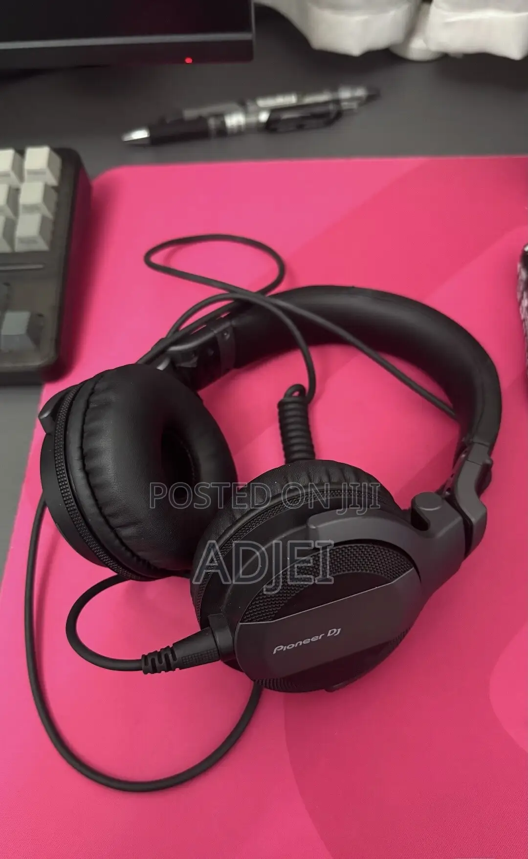 Pioneer HDJ-Cue1 Over-Ear Monitor Headphones