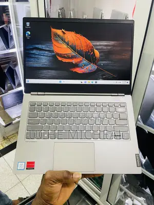 Laptop Lenovo Thinkbook 14 8GB Intel Core i5 SSD 256GB