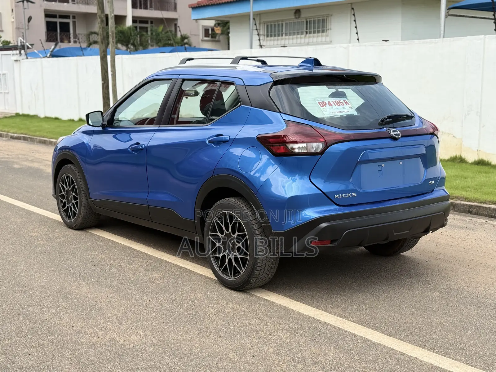 Nissan Kicks SV 2023 Blue