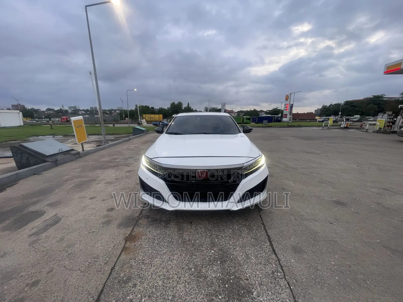 Honda Accord EX-L 2.0T 2018 White