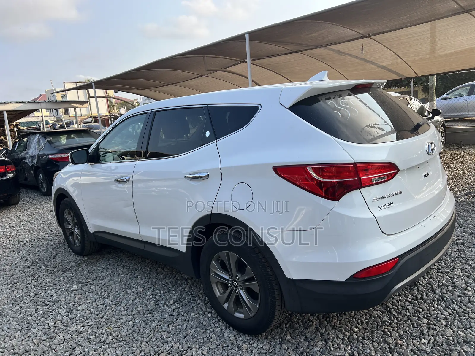 Hyundai Santa Fe 2016 White