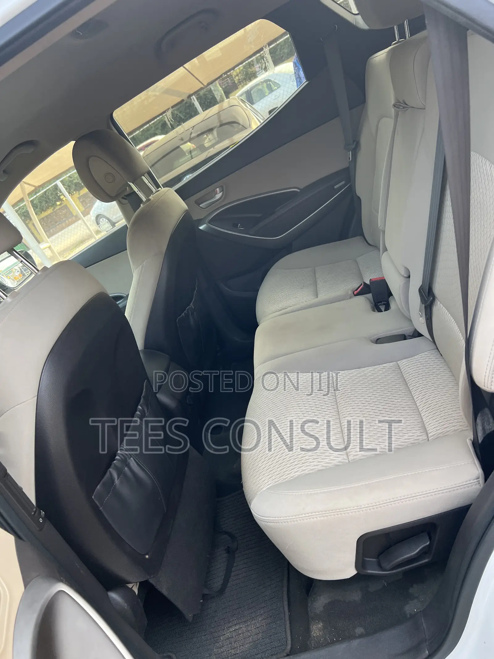 Hyundai Santa Fe 2016 White