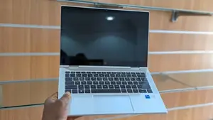 Laptop HP EliteBook 830 16GB Intel Core i5 SSD 256GB