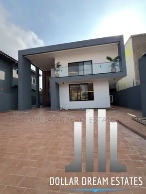 5bdrm House in Adenta for sale