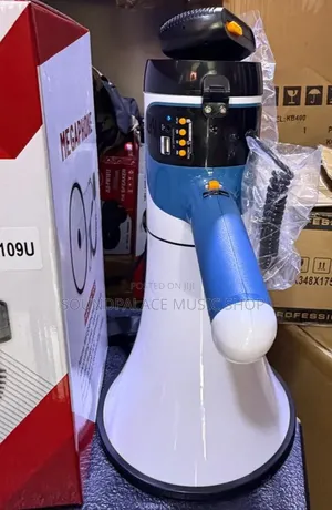High Power Megaphone (Model Ml-109u) With a 100-Watt Megaphone