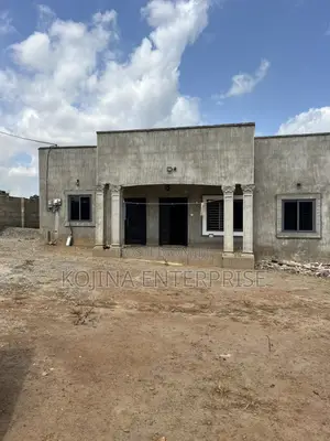 3bdrm House in Kwaaso, Kumasi Metropolitan for sale