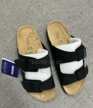 Original Birkenstock Arizona Sandals, Size 40, Black
