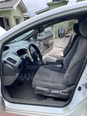 Honda Civic 2011 White
